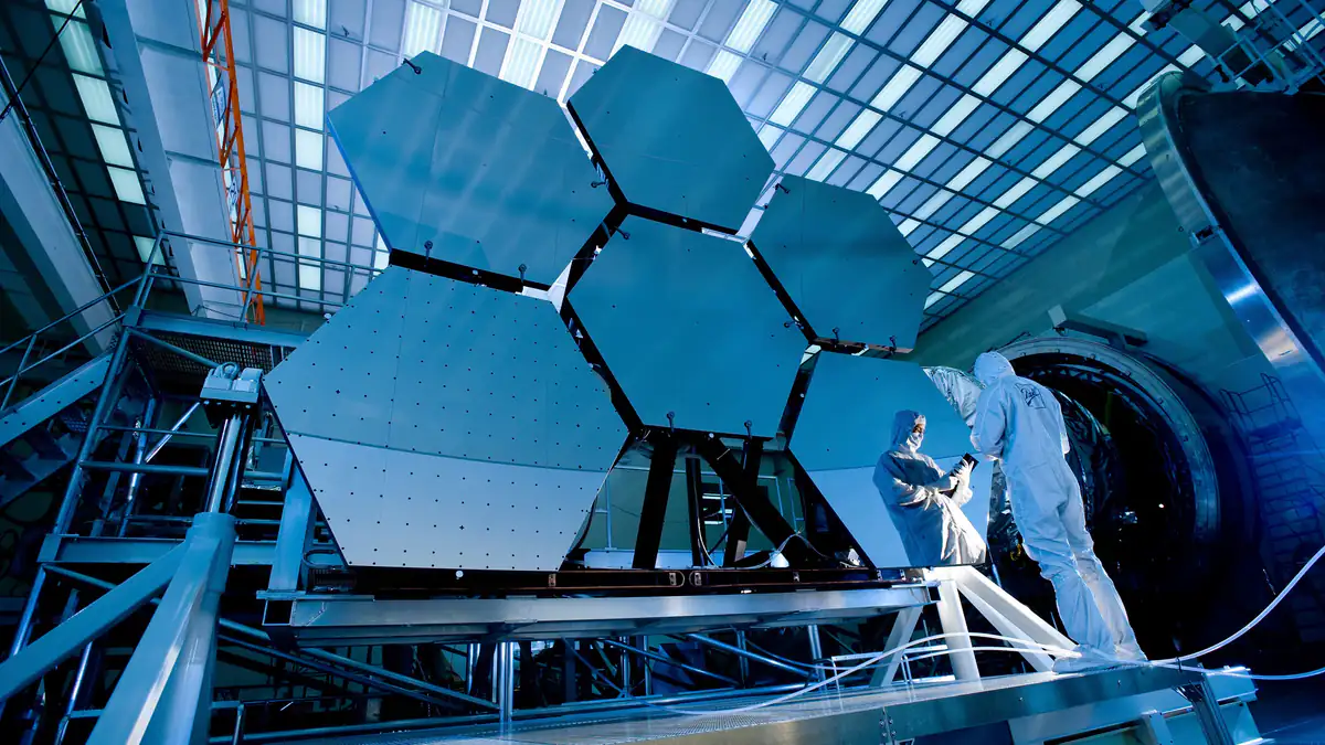 Planet und Google prüfen KI-Rechenkapazitäten im Orbit mit Solarenergie